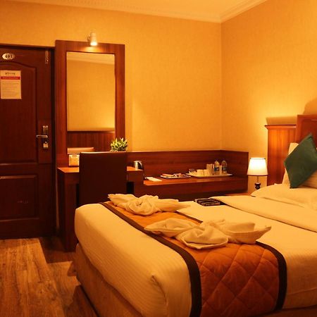 Hotel Noor Empire International Kormangala Bengaluru Zewnętrze zdjęcie