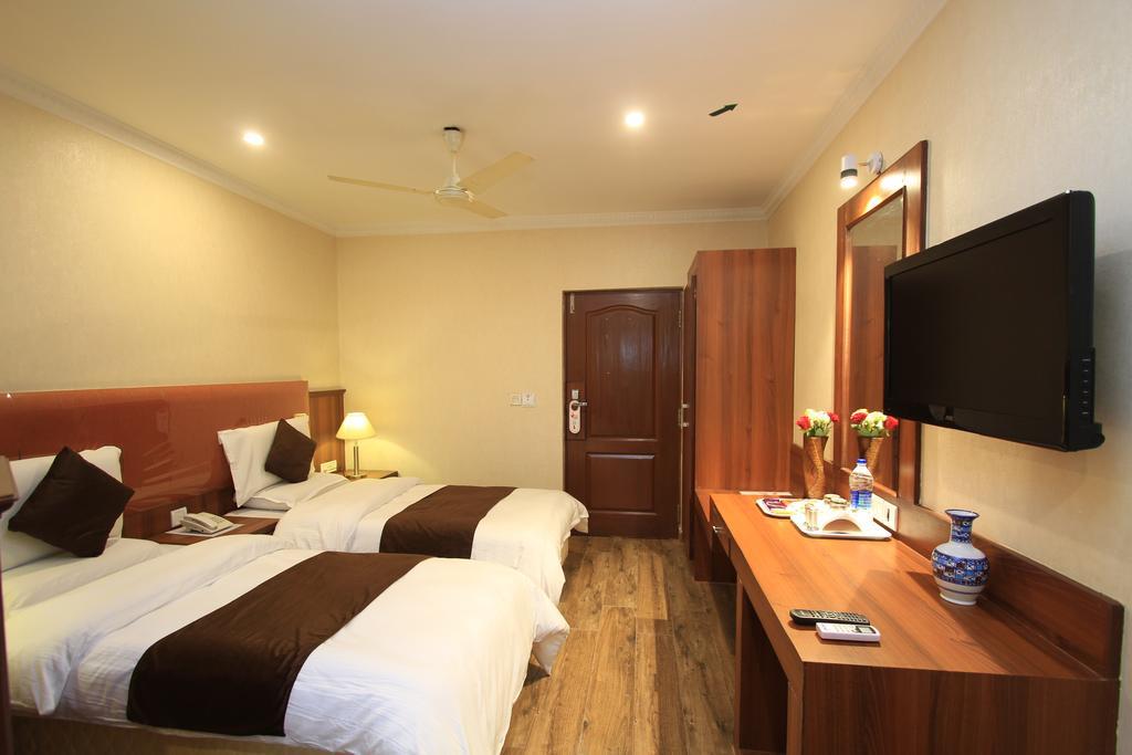 Hotel Noor Empire International Kormangala Bengaluru Zewnętrze zdjęcie