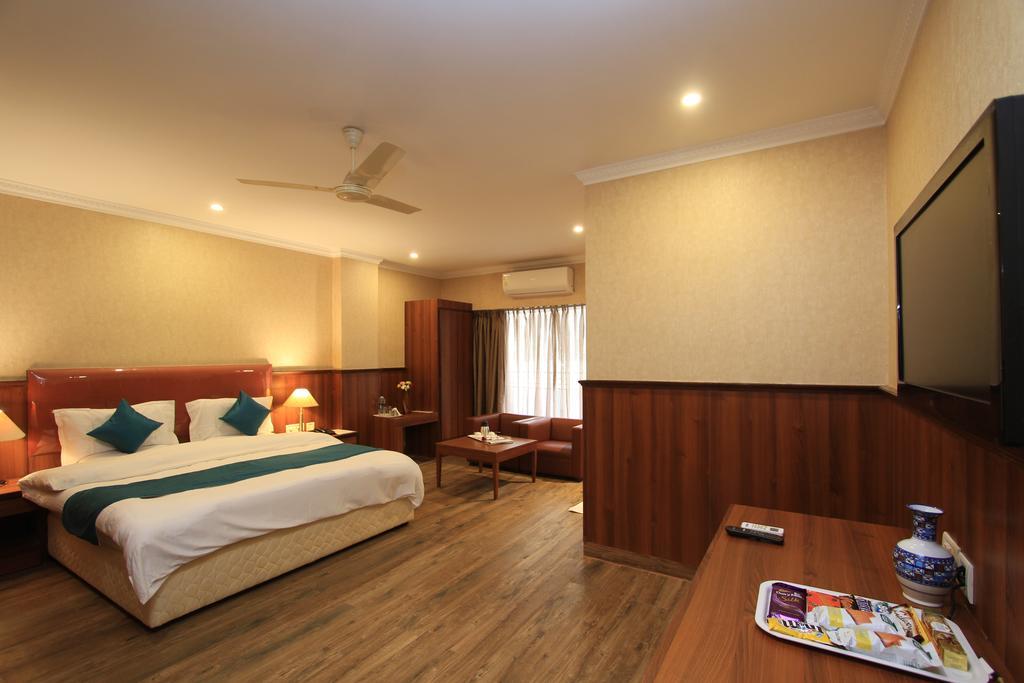 Hotel Noor Empire International Kormangala Bengaluru Zewnętrze zdjęcie